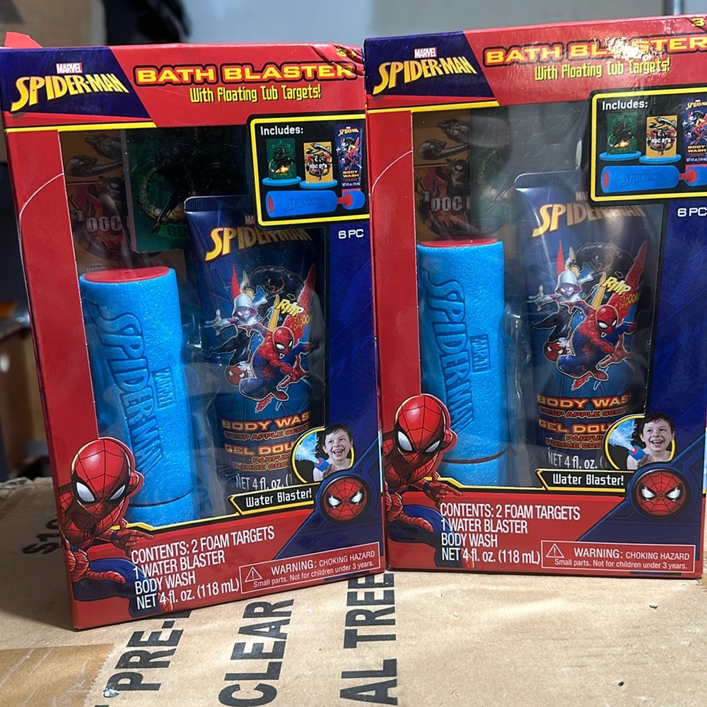 Two Spiderman Bath blaster